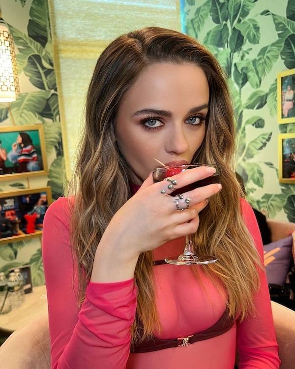 drinking never ends 38 pics 5.html - 38 HD Photos | Premium Gallery 2025