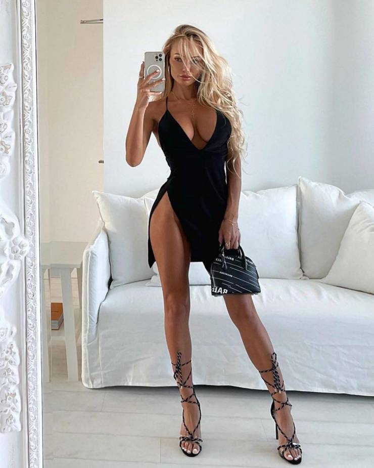 black dress that says it all 49 pics 6.html - 49 HD Photos | Premium Gallery 2025