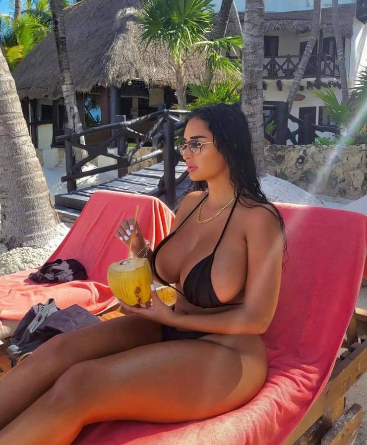 big boobs are always welcome 46 pics 2.html - 46 HD Photos | Premium Gallery 2025