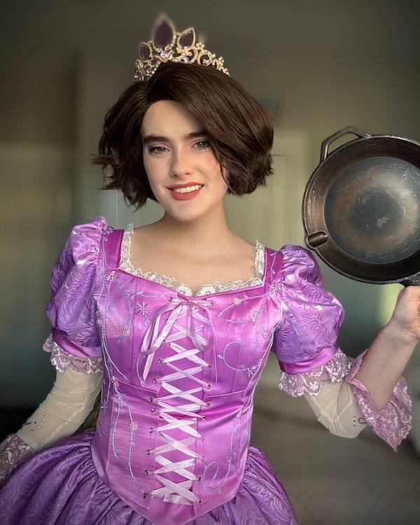 Cosplay? No, Sexy Cosplay!