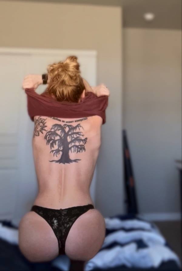 Sexy Girls In Their Sexy Thongs