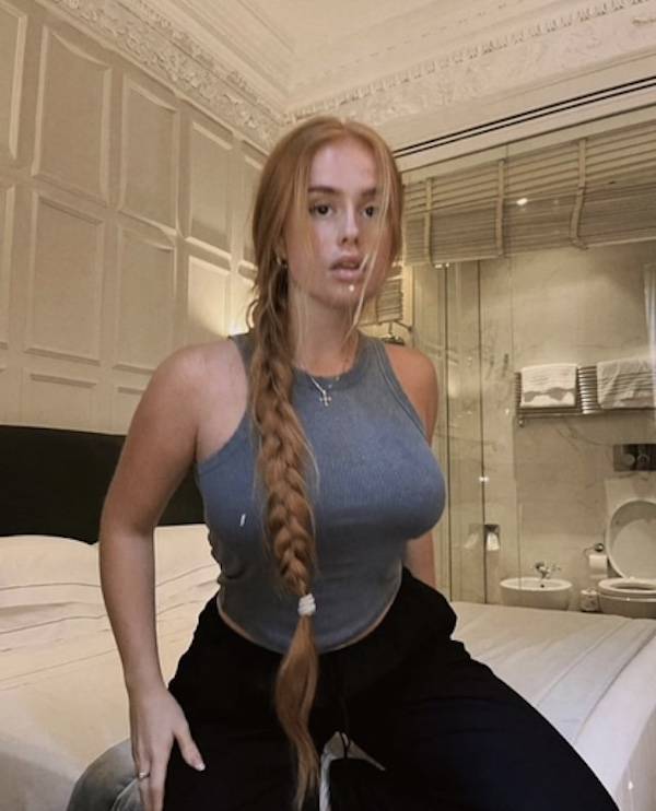 big boobs are always welcome 40 pics 19.html - 40 HD Photos | Premium Gallery 2025