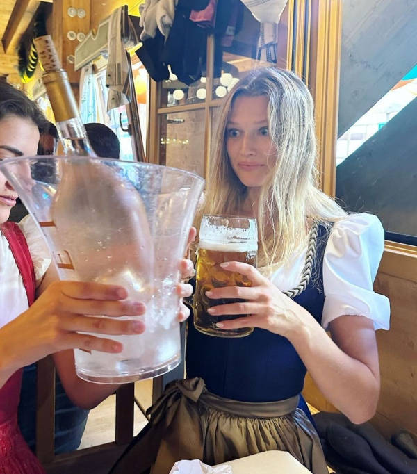 drinking never ends 34 pics 3.html - 34 HD Photos | Premium Gallery 2025