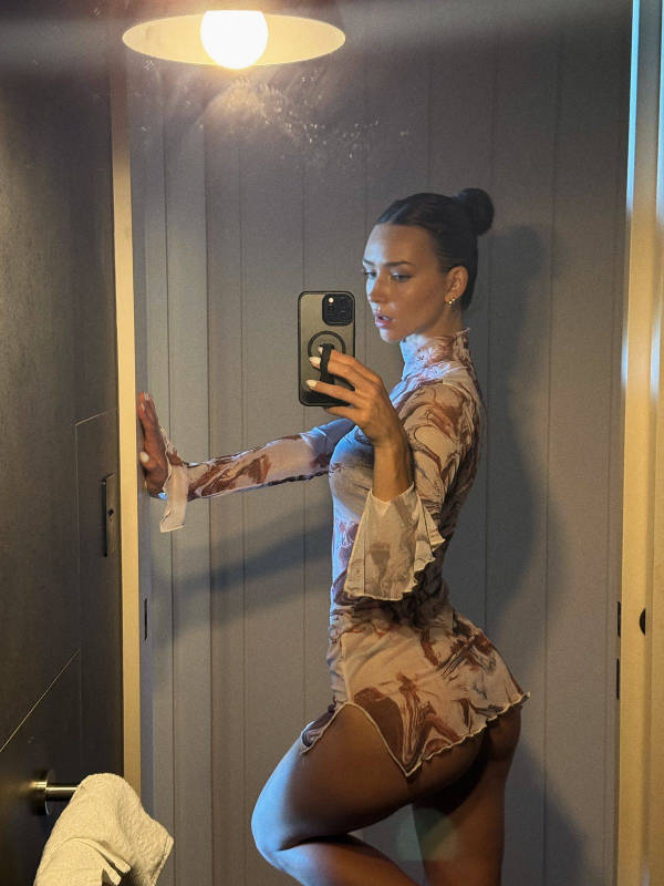 The Beauty Of Side Boobs