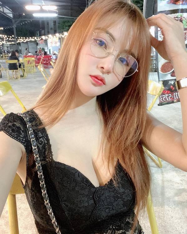 Asian Girls Are Spicy Hot!