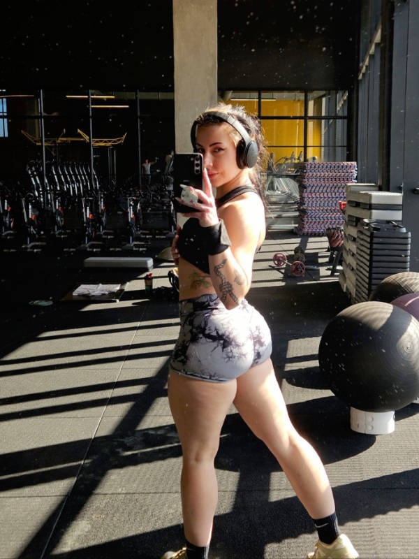 Enjoy Some Side Booty