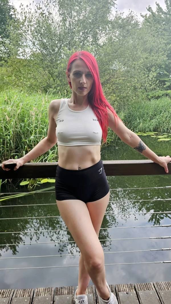 just burn your bra 30 pics 2.html - 30 HD Photos | Premium Gallery 2025