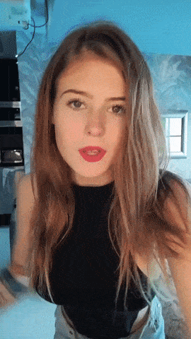 nice shade of lipstick 13 gifs 5.html - 1 HD GIF | Premium Gallery 2025