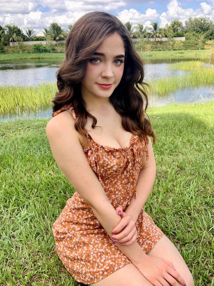 hey nice dress 35 pics 7.html - 35 HD Photos | Premium Gallery 2025