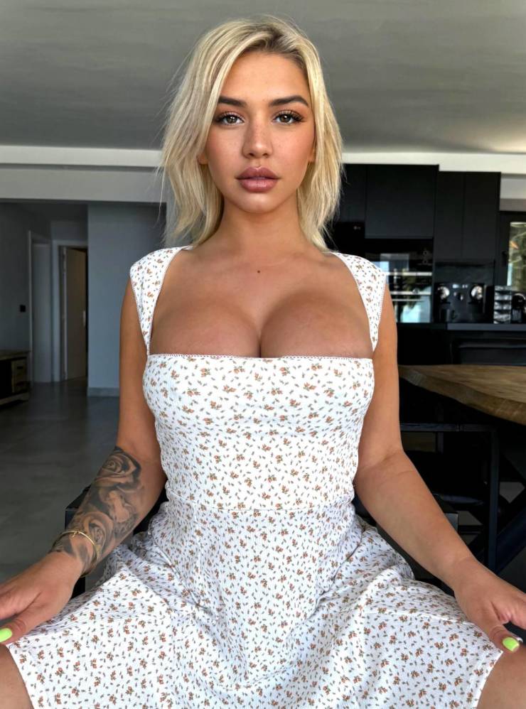 Sexy Chivettes Are Waiting For You!