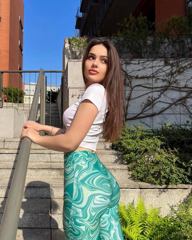 sexy chivettes are waiting for you 48 pics 3.html - 48 HD Photos | Premium Gallery 2025