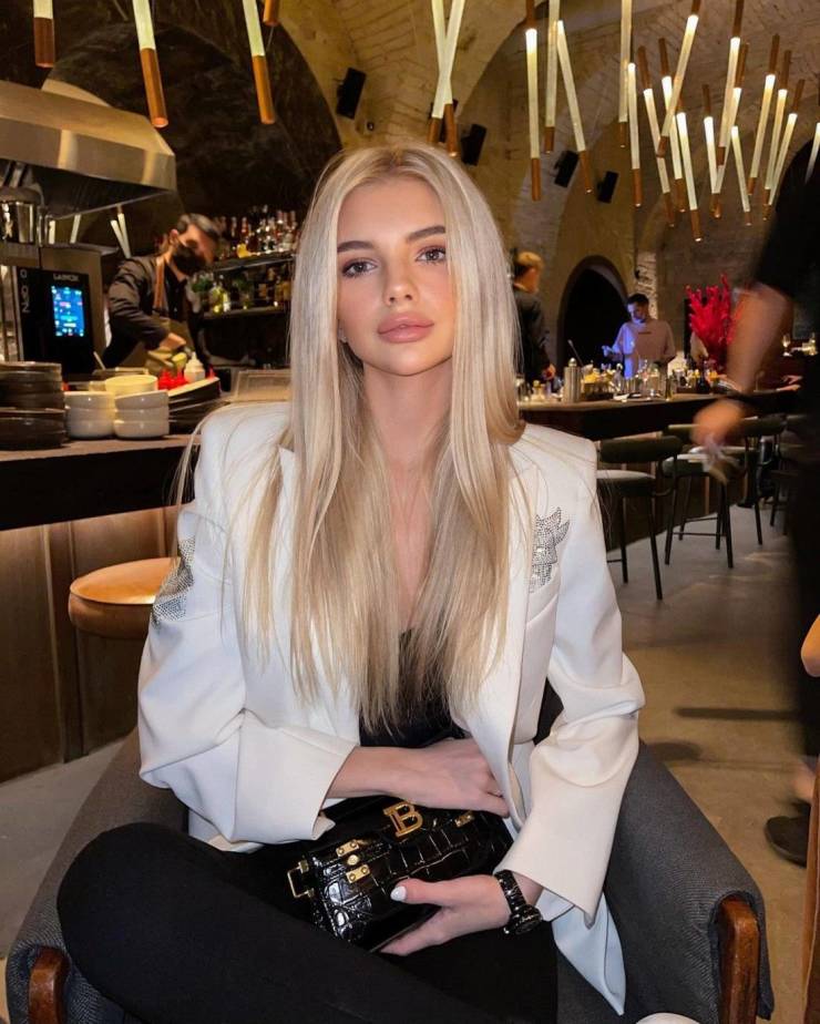 izigirls are waiting for you 40 pics 3.html - 40 HD Photos | Premium Gallery 2025