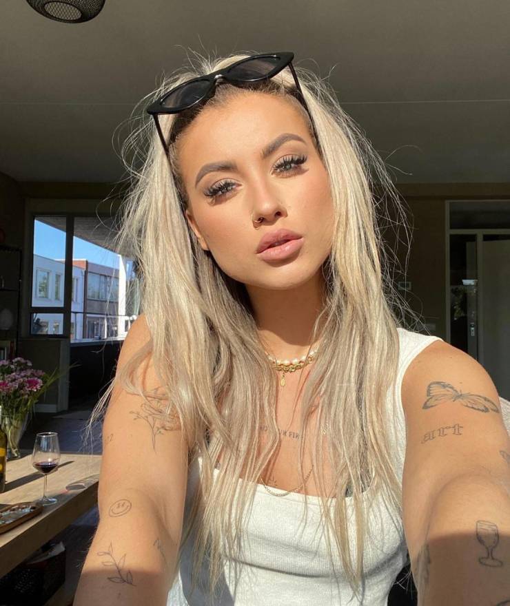 izigirls are waiting for you 49 pics 3.html - 49 HD Photos | Premium Gallery 2025