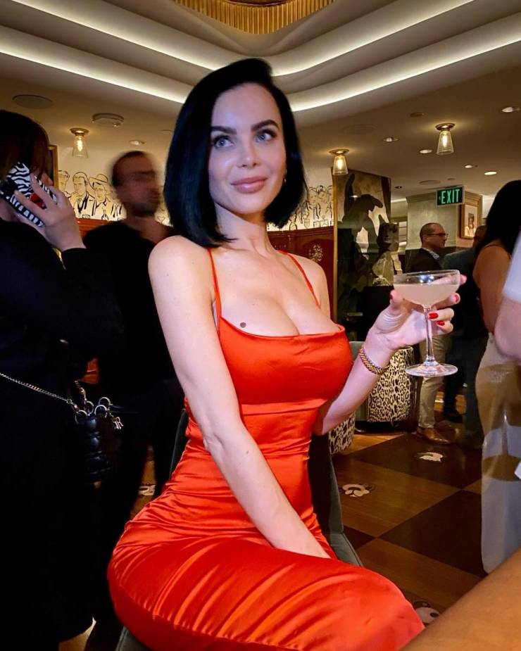 hey nice dress 32 pics 12.html - 32 HD Photos | Premium Gallery 2025