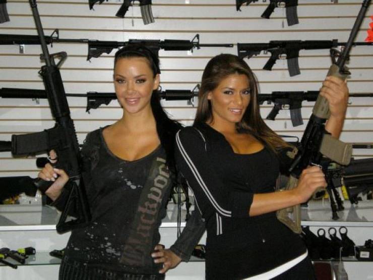 guns and girls a powerful combination 43 pics 13.html - 43 HD Photos | Premium Gallery 2025