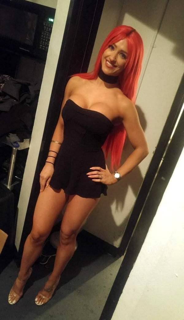 black dress that says it all 48 pics 12.html - 48 HD Photos | Premium Gallery 2025