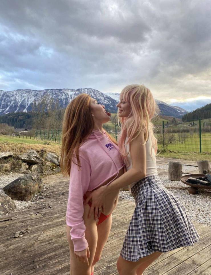 girls wanna have some fun 32 pics 2.html - 32 HD Photos | Premium Gallery 2025