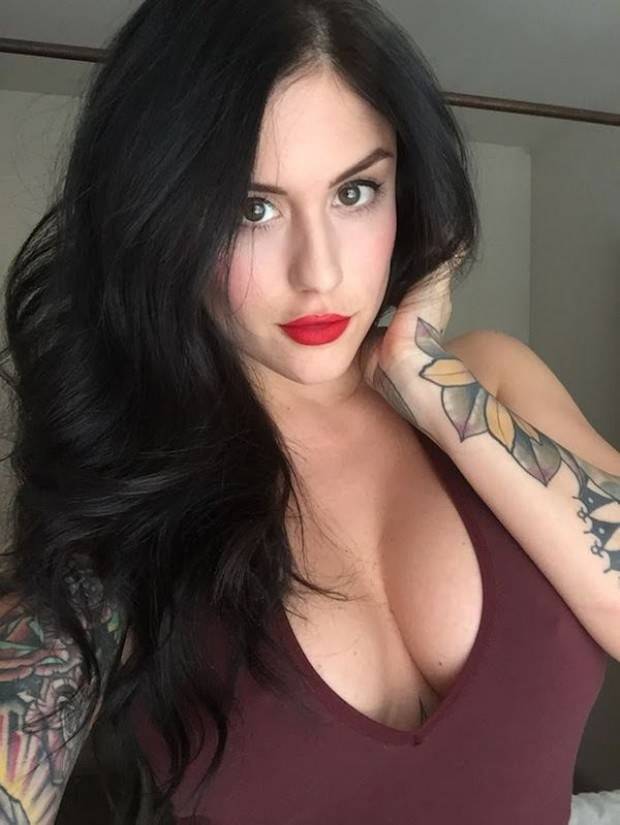 lovely shade of lipstick 35 pics 9.html - 35 HD Photos | Premium Gallery 2025