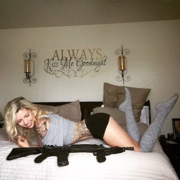 guns and girls a powerful combination 37 pics 5.html - 37 HD Photos | Premium Gallery 2025
