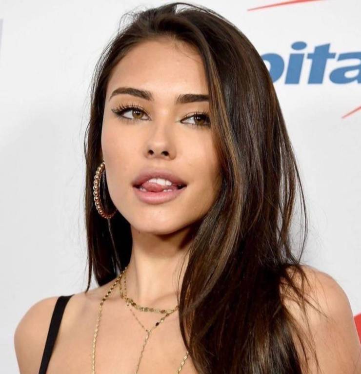 izigirls are waiting for you 33 pics 13.html - 33 HD Photos | Premium Gallery 2025