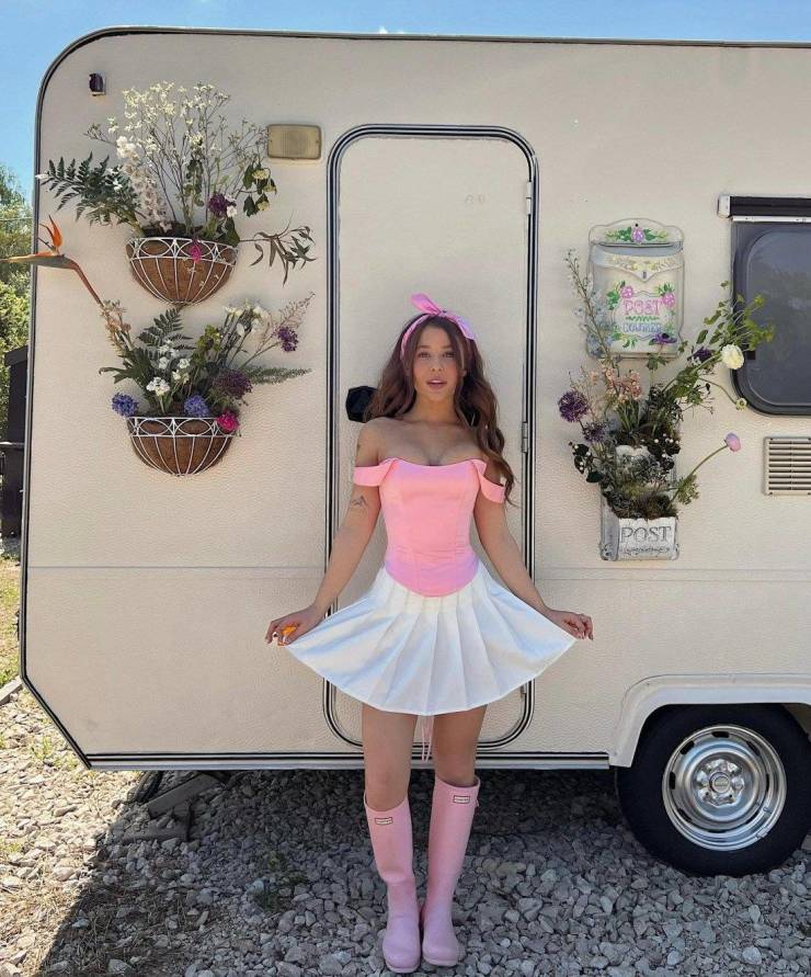 izigirls are waiting for you 36 pics 7.html - 36 HD Photos | Premium Gallery 2025