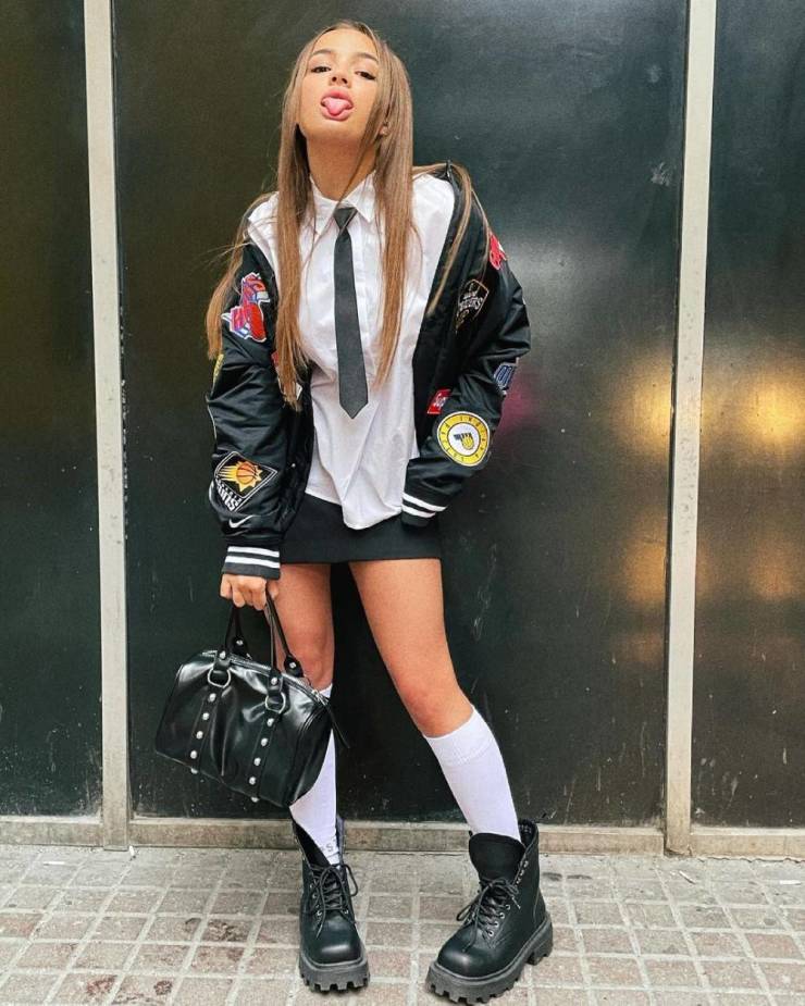 izigirls are waiting for you 38 pics 1.html - 38 HD Photos | Premium Gallery 2025