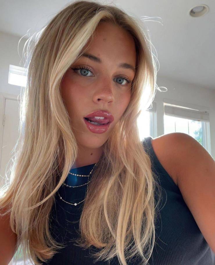 izigirls are waiting for you 37 pics 17.html - 37 HD Photos | Premium Gallery 2025