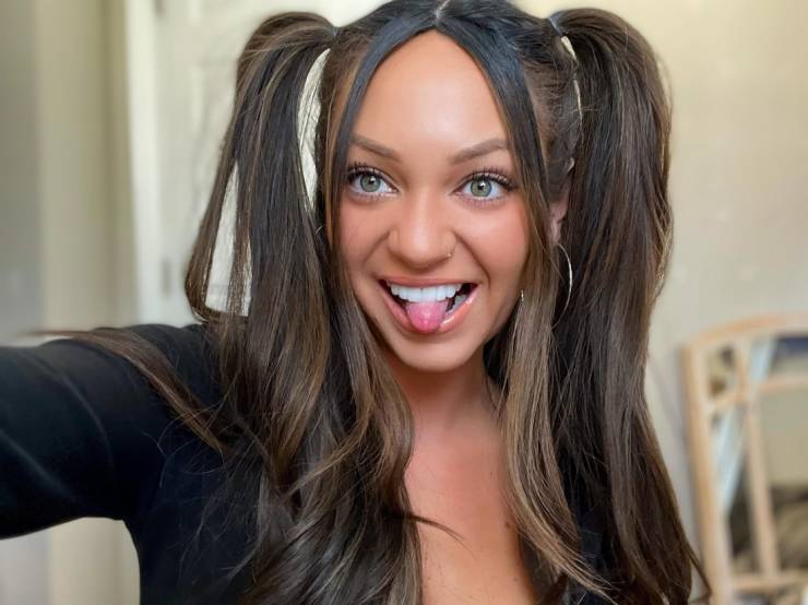 izigirls are waiting for you 38 pics 32.html - 38 HD Photos | Premium Gallery 2025