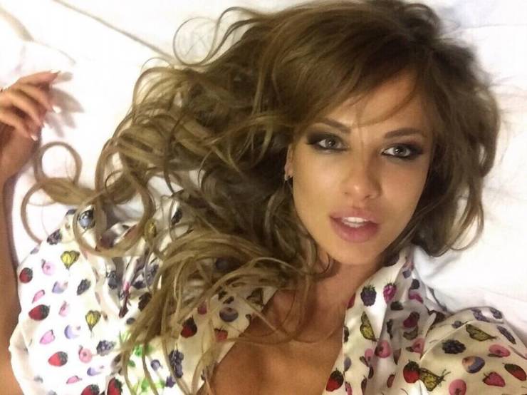 izigirls are waiting for you 40 pics 12.html - 40 HD Photos | Premium Gallery 2025