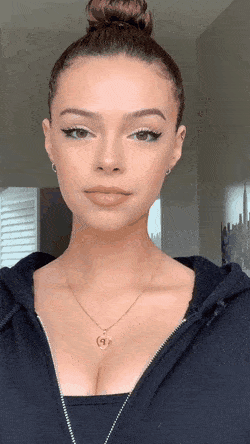 izigirls are waiting for you 16 gifs 7.html - 1 HD GIF | Premium Gallery 2025