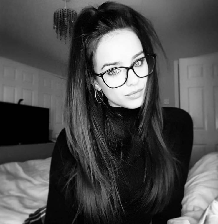 izigirls are waiting for you 36 pics 17.html - 36 HD Photos | Premium Gallery 2025