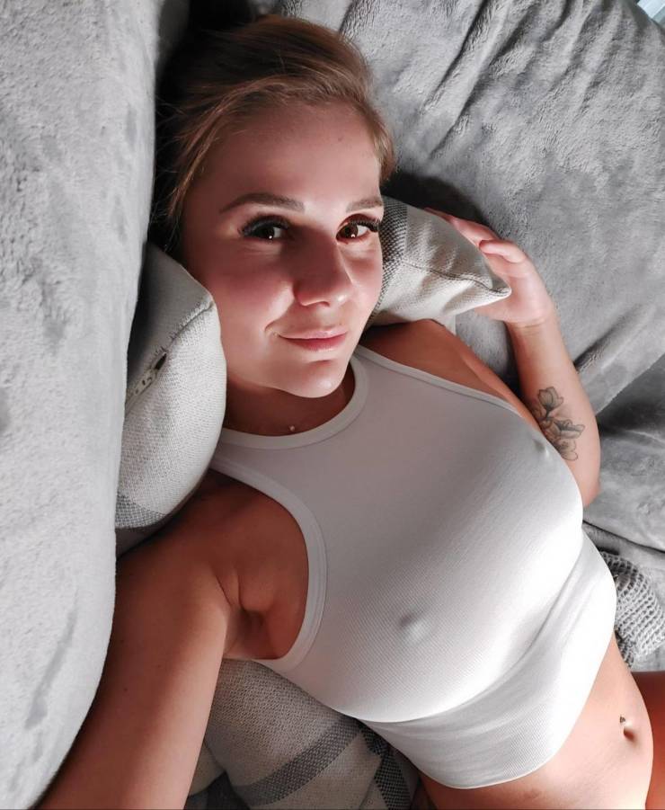 no bras allowed 34 pics 8.html - 34 HD Photos | Premium Gallery 2025