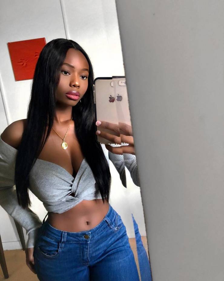 Hot Girls In Tight Jeans