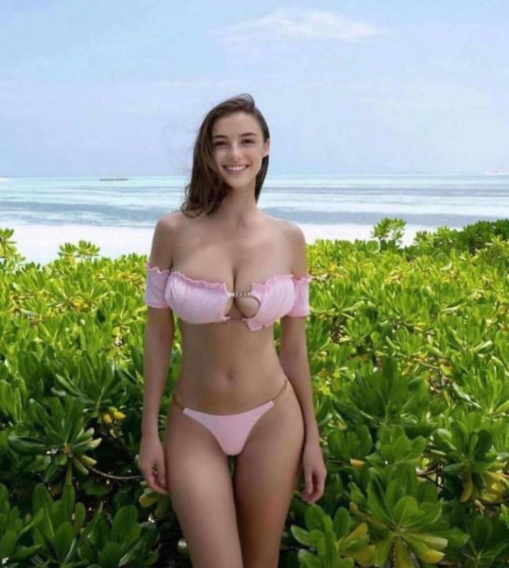 bikini season never ends 34 pics 14.html - 34 HD Photos | Premium Gallery 2025