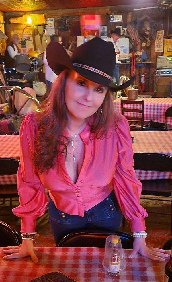 drinking never ends 40 pics 14.html - 40 HD Photos | Premium Gallery 2025