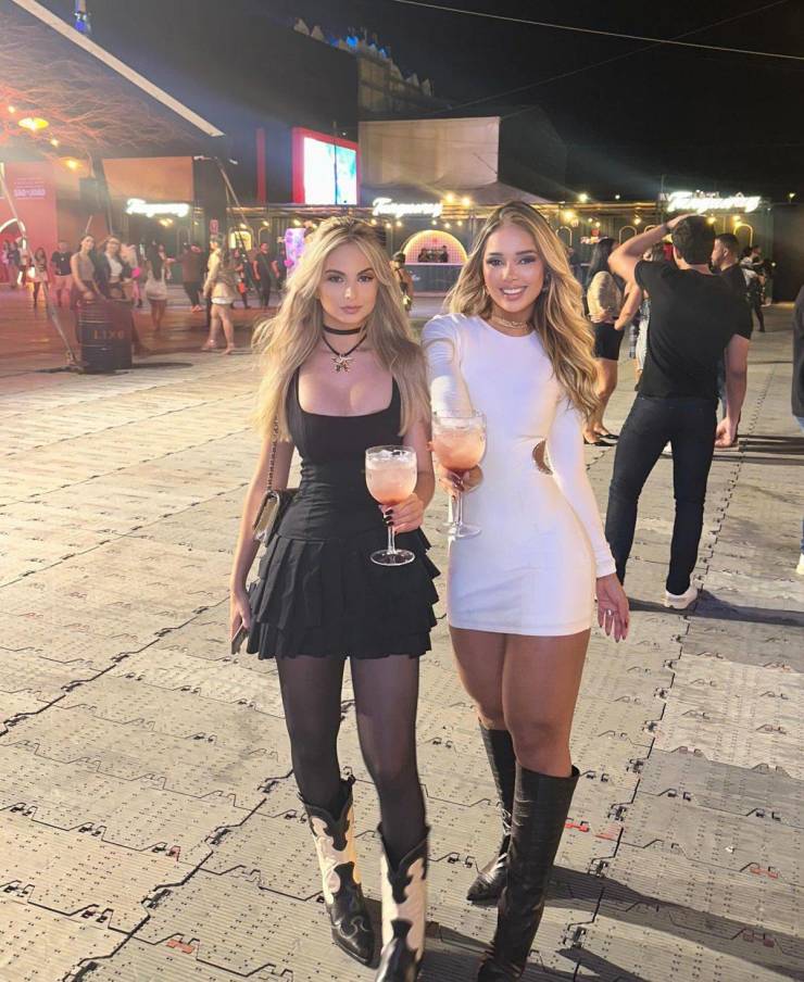 Izigirls Are Waiting For You!