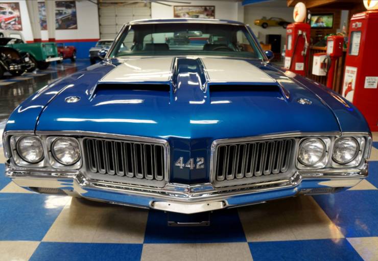 Built to Roar: Legendary Muscle Cars