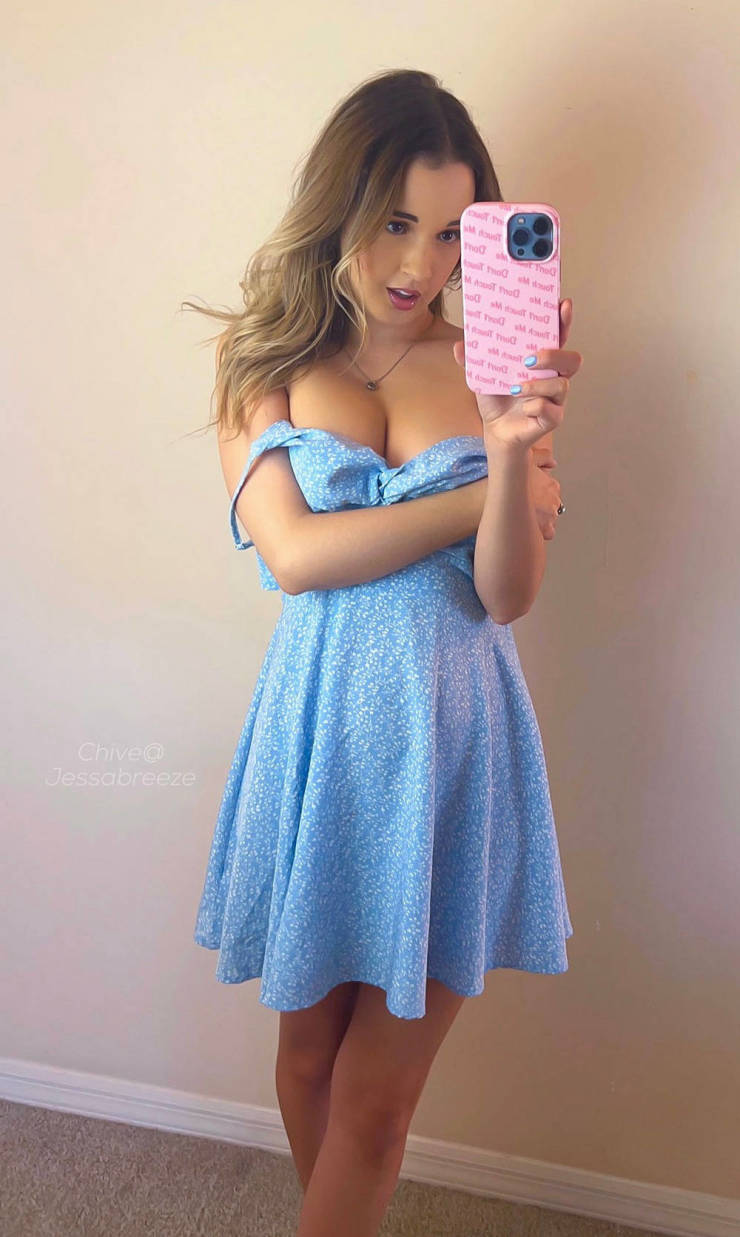 Sundresses Are Always Sexy!