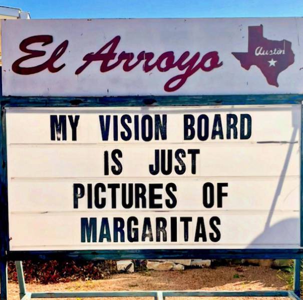 The Funniest El Arroyo Signs on the Internet
