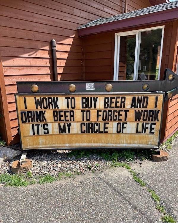 Wis-DUMB Memes at Maximum Capacity