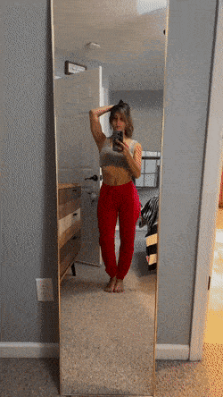 izigirls are waiting for you 16 gifs 3.html - 1 HD GIF | Premium Gallery 2026