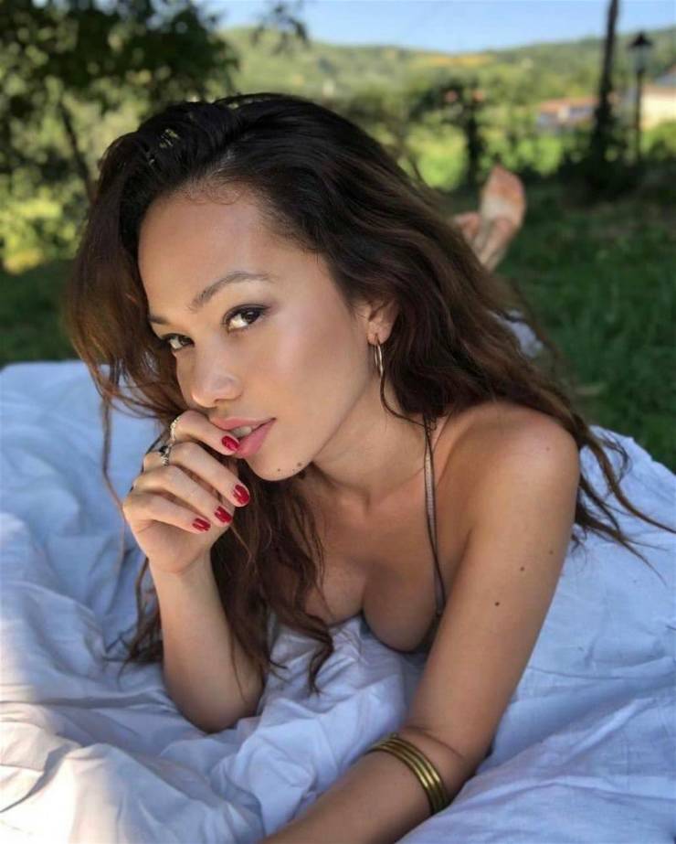 izigirls are waiting for you 40 pics 7.html - 40 HD Photos | Premium Gallery 2026