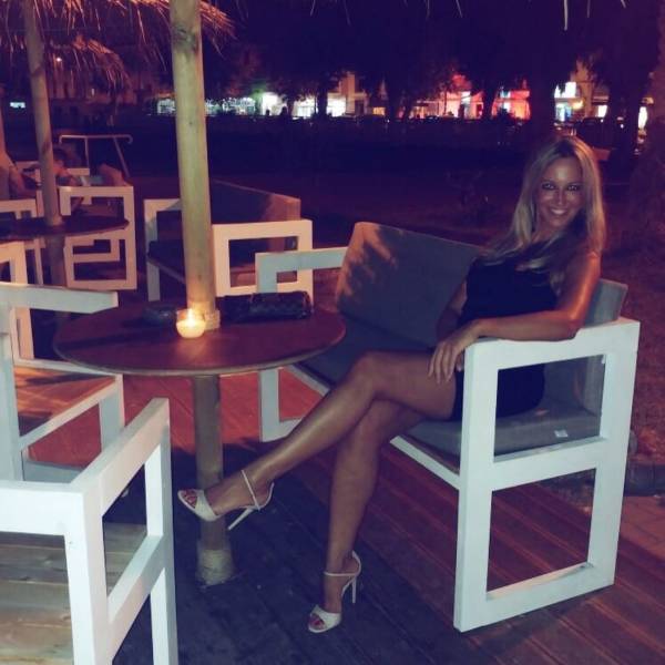 black dress that says it all 38 pics 8.html - 38 HD Photos | Premium Gallery 2026