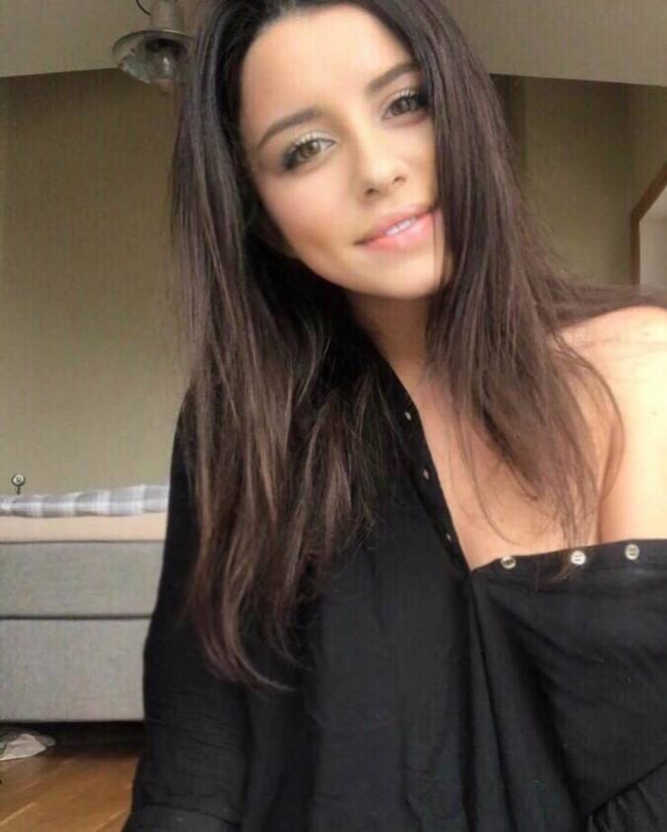 beautiful smiles 44 pics 17.html - 44 HD Photos | Premium Gallery 2026