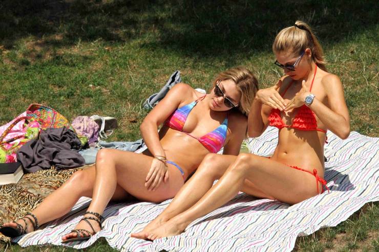 bikini season never ends 33 pics 4.html - 33 HD Photos | Premium Gallery 2026