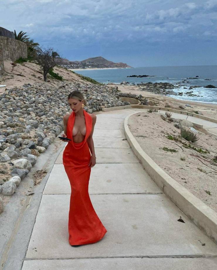 hey nice dress 34 pics 2.html - 34 HD Photos | Premium Gallery 2026