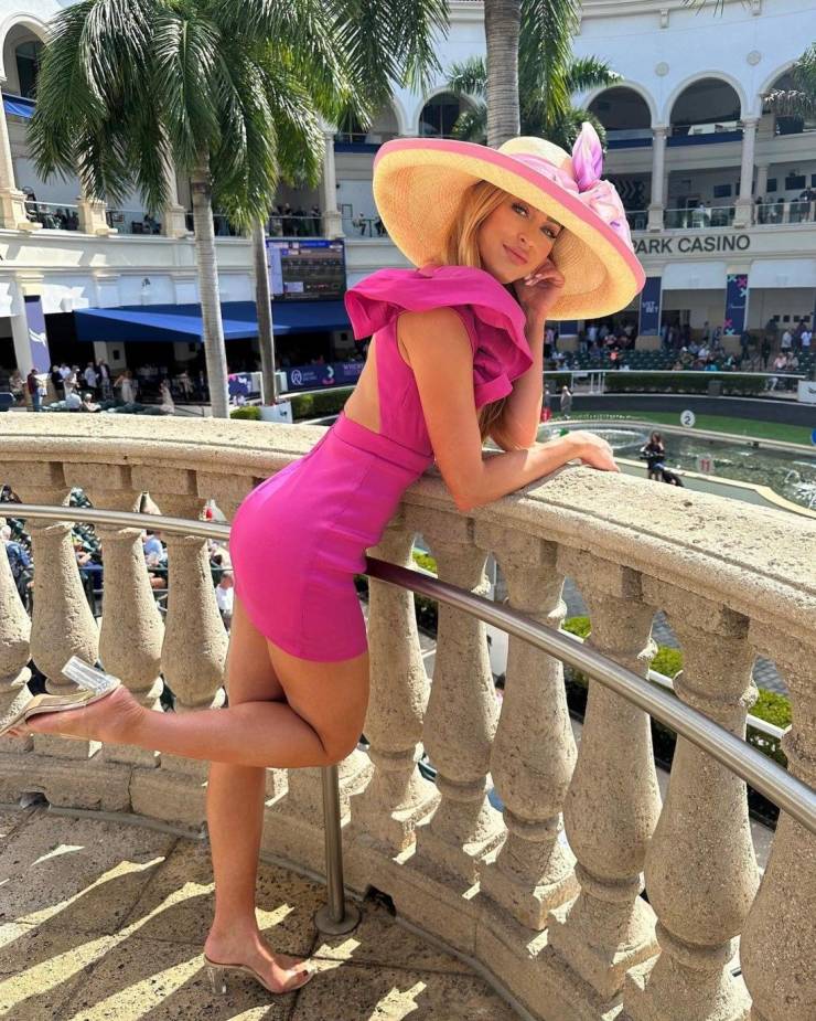 hey nice dress 32 pics 2.html - 32 HD Photos | Premium Gallery 2026