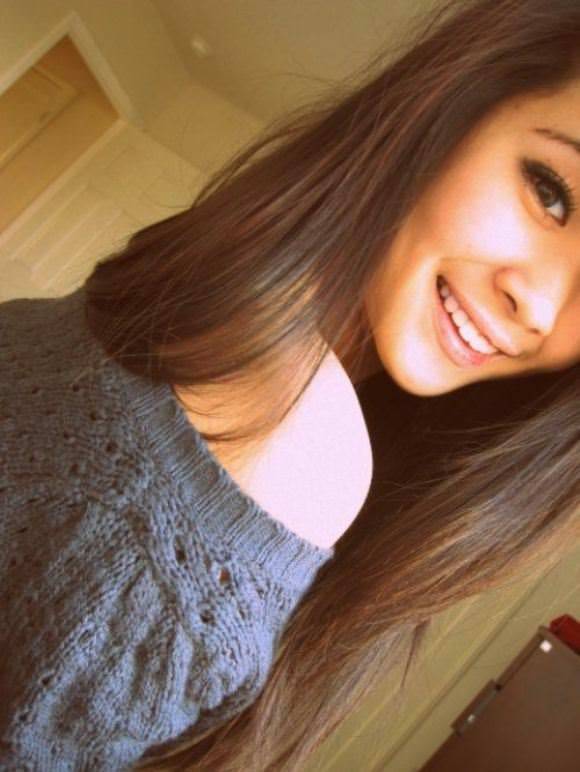 beautiful smiles 34 pics 2.html - 34 HD Photos | Premium Gallery 2026