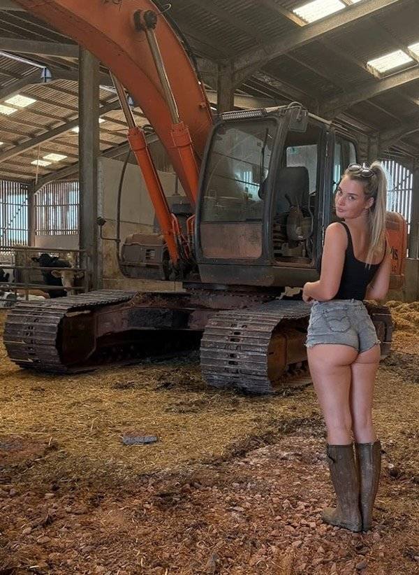 daily picdump 42 pics 21.html - 42 HD Photos | Premium Gallery 2026