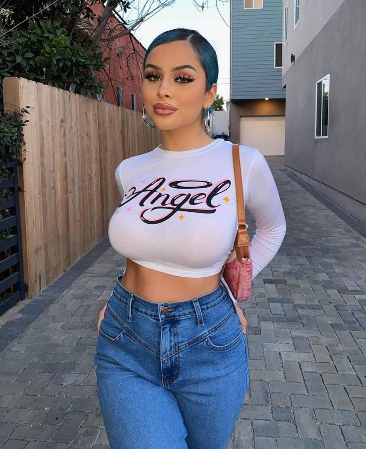hot girls in tight jeans 38 pics 15.html - 38 HD Photos | Premium Gallery 2026